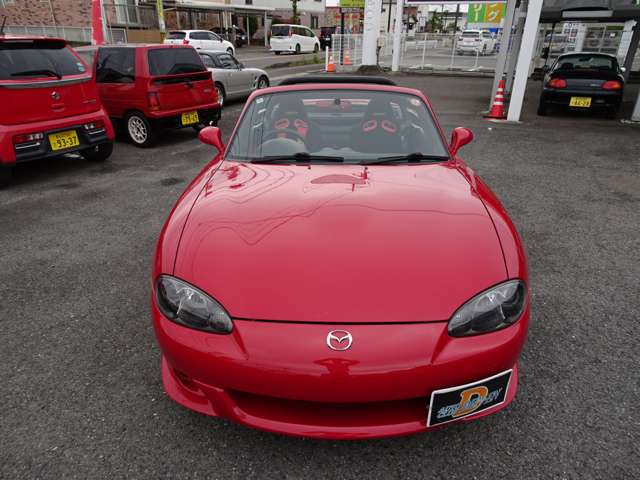 2004 Mazda Roadster – thumbnail 2