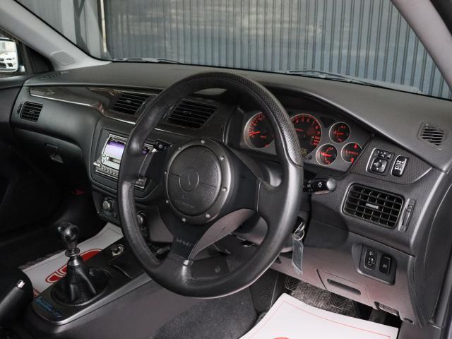 2004 Mitsubishi Lancer Evolution – thumbnail 3