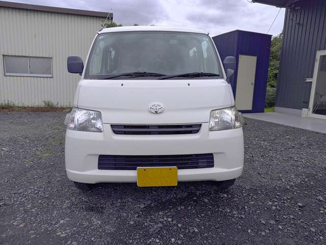 2009 Toyota LiteAce Van – thumbnail 2