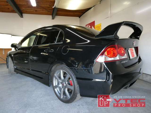 2010 Honda Civic Type R – thumbnail 4
