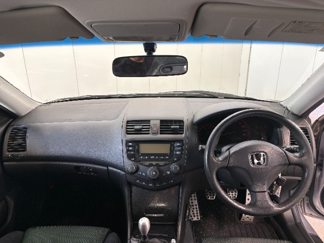2005 Honda Accord – thumbnail 2