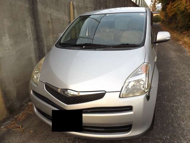 2006 Toyota Ractis – thumbnail 2