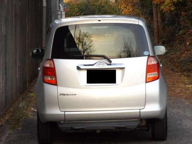 2006 Toyota Ractis – thumbnail 4