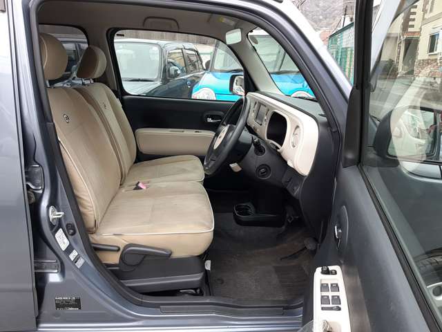 2010 Daihatsu Mira Cocoa – thumbnail 4