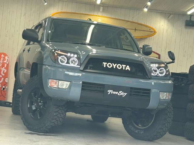 2003 Toyota Hilux Surf – thumbnail 2