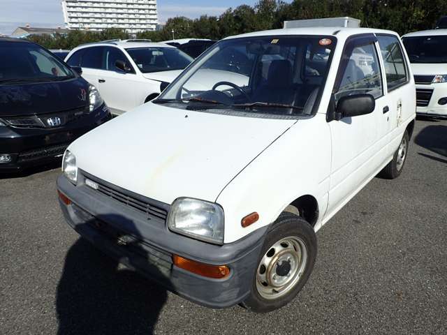 1993 Daihatsu Mira – thumbnail 3
