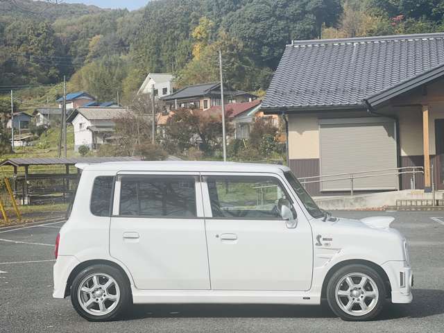 2004 Suzuki Alto Lapin – thumbnail 4