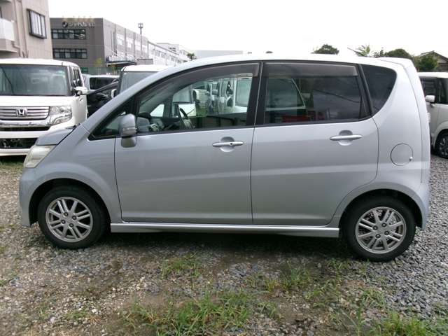 2009 Daihatsu Move – thumbnail 4