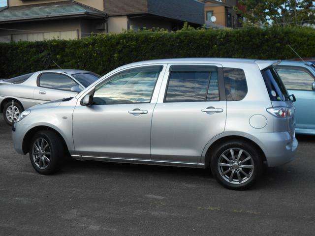 2007 Mazda Demio – thumbnail 4