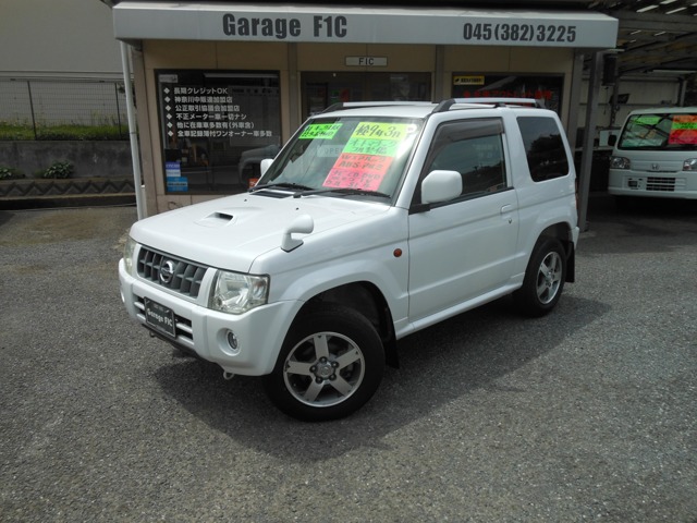 2010 Nissan Kix
