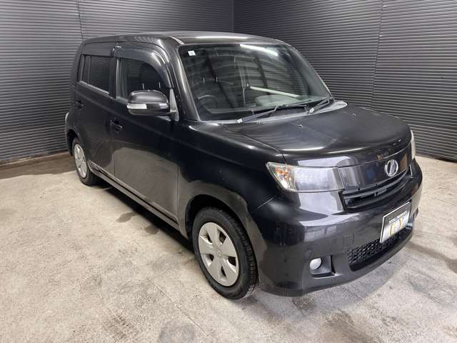 2009 Toyota bB – thumbnail 4