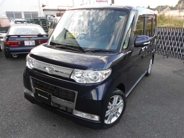 2009 Daihatsu Tanto – thumbnail 2
