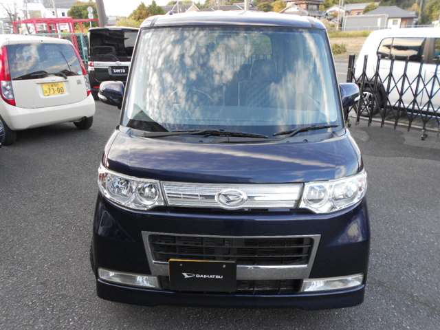 2009 Daihatsu Tanto – thumbnail 3