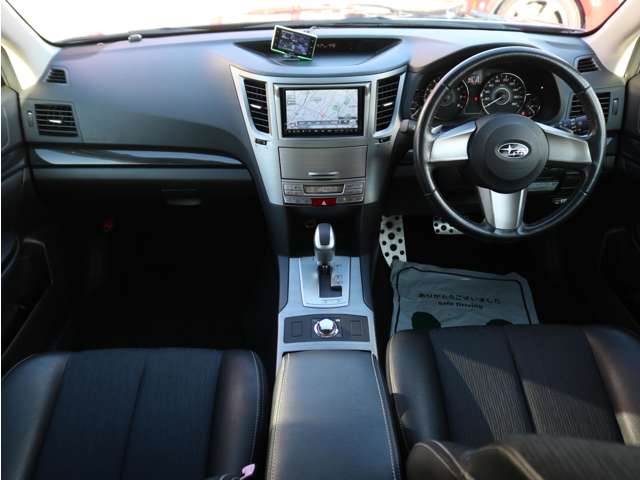 2009 Subaru Legacy Touring Wagon – thumbnail 4