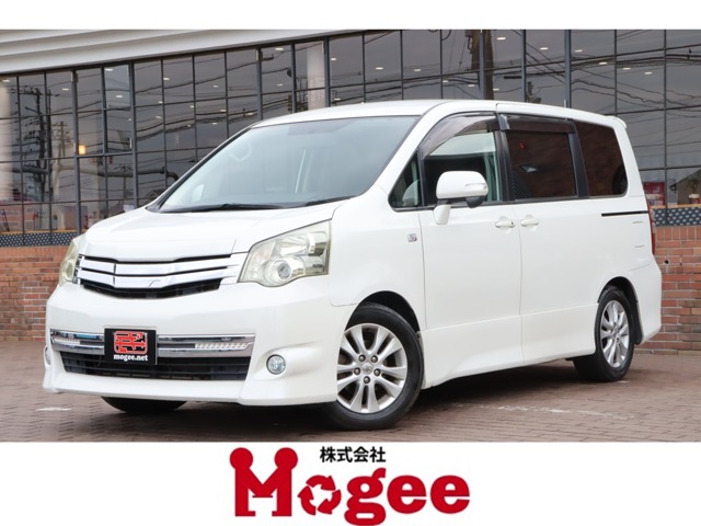 2010 Toyota Noah