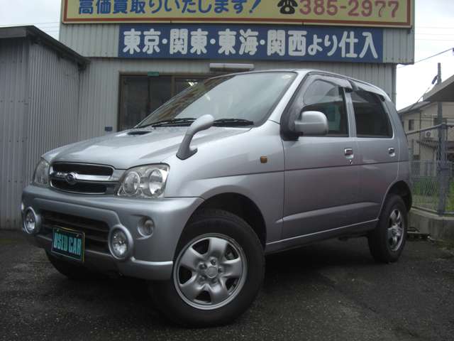 2010 Daihatsu Terios Kid – thumbnail 2
