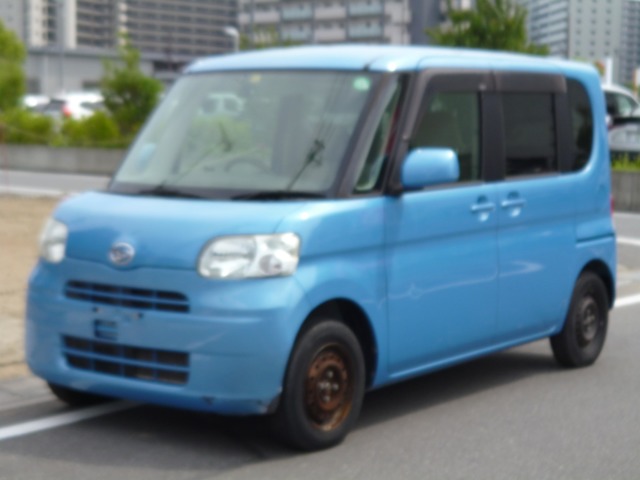 2010 Daihatsu Tanto