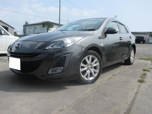 2010 Mazda Axela Sport