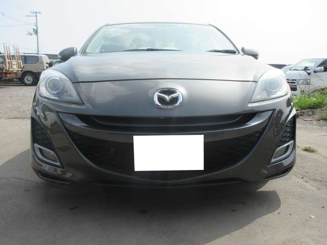 2010 Mazda Axela Sport – thumbnail 2