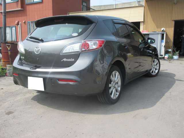2010 Mazda Axela Sport – thumbnail 4