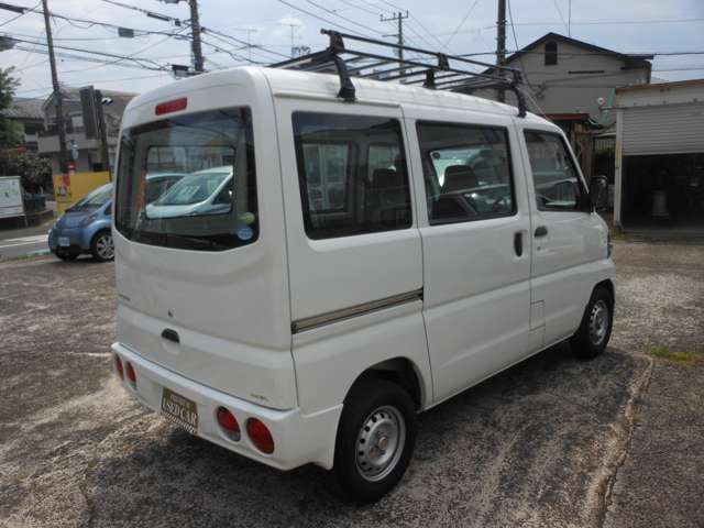 2009 Mitsubishi Minicab Van – thumbnail 4