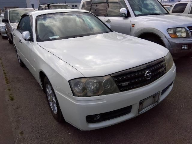 2003 Nissan Gloria – thumbnail 4