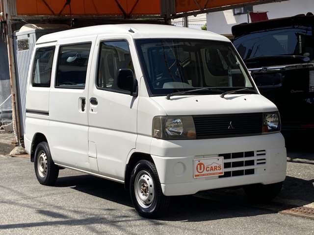 2004 Mitsubishi Minicab Van – thumbnail 2