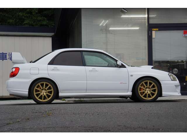 2004 Subaru Impreza STI – thumbnail 4