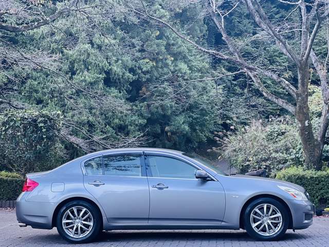2008 Nissan Skyline – thumbnail 4