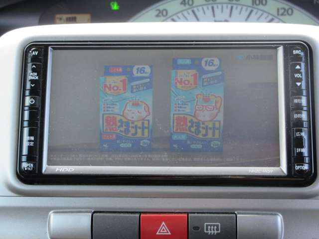 2010 Daihatsu Tanto – thumbnail 3