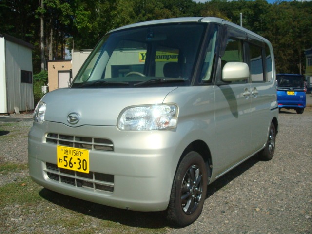 2010 Daihatsu Tanto