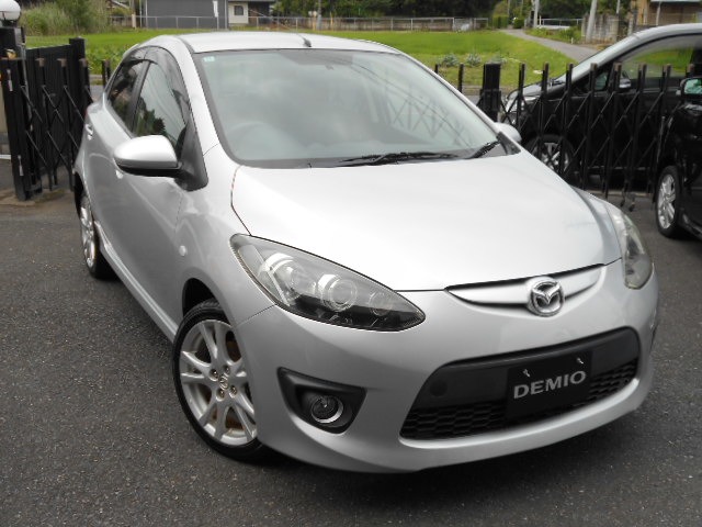 2010 Mazda Demio