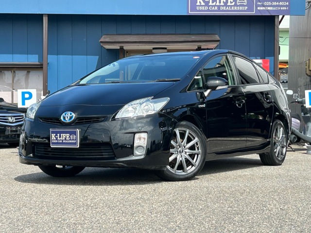 2010 Toyota Prius – thumbnail 3