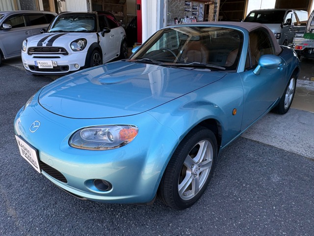 2005 Mazda Roadster