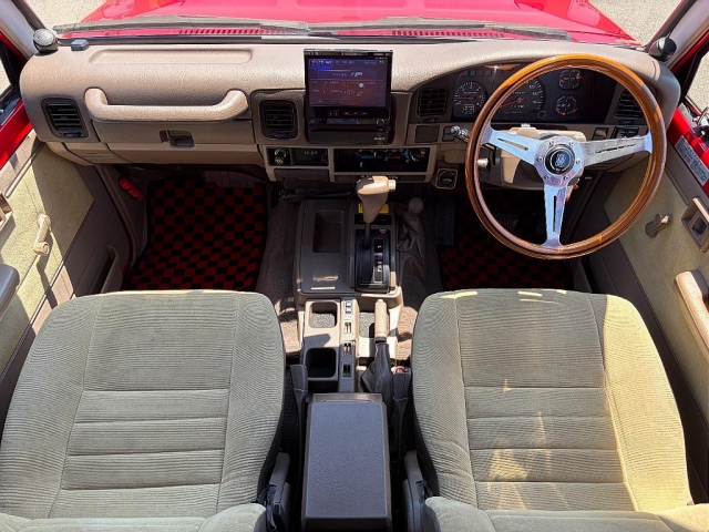 1998 Toyota Land Cruiser 70 – thumbnail 2