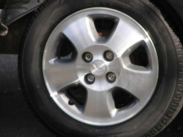 2002 Daihatsu Pyzar – thumbnail 4