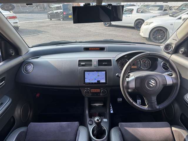 2009 Suzuki Swift – thumbnail 3