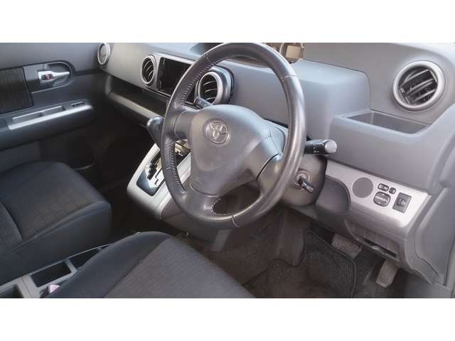 2002 Daihatsu Terios Lukia – thumbnail 3