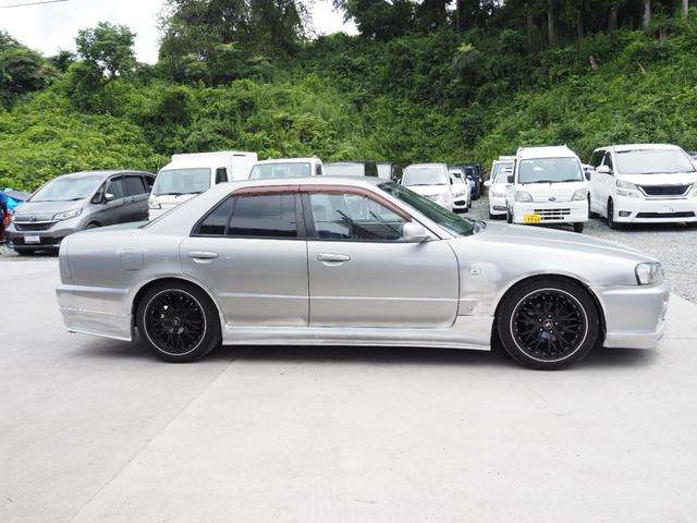 2000 Nissan Skyline Coupe – thumbnail 3