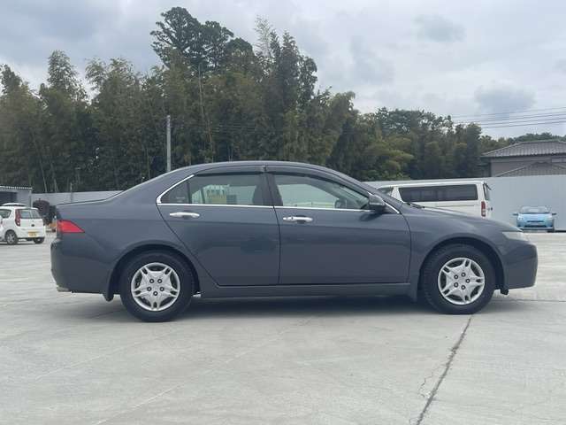 2005 Honda Accord – thumbnail 2