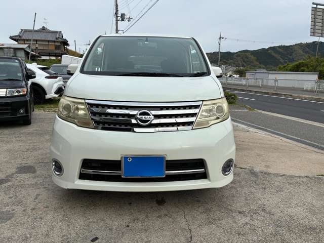 2009 Nissan Serena – thumbnail 3