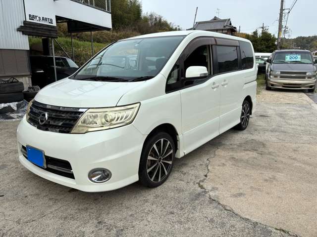 2009 Nissan Serena – thumbnail 4
