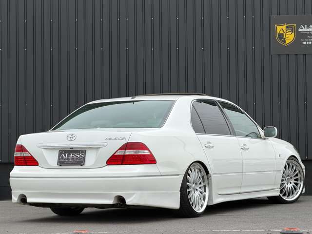 2003 Toyota Celsior – thumbnail 4