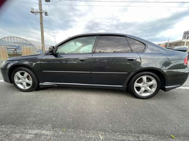 2009 Subaru Legacy B4 – thumbnail 4