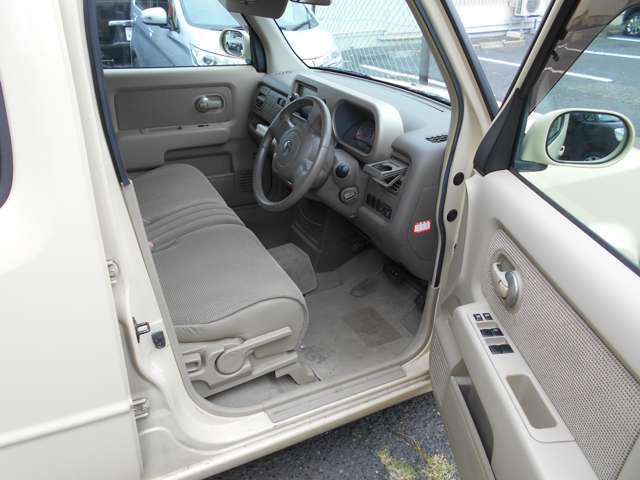 2007 Nissan Cube – thumbnail 3