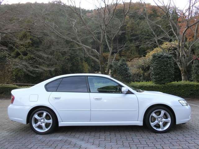 2005 Subaru Legacy B4 – thumbnail 4