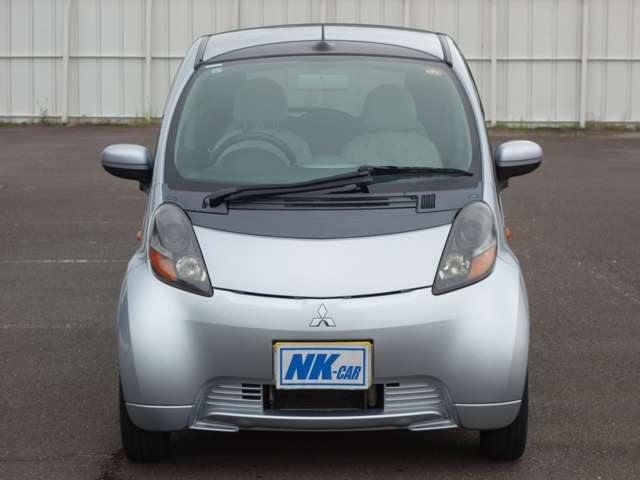 2009 Mitsubishi i – thumbnail 2
