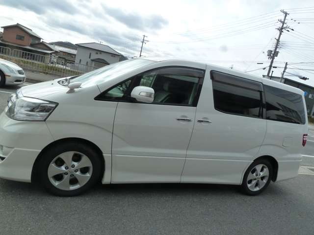 2007 Toyota Alphard – thumbnail 4