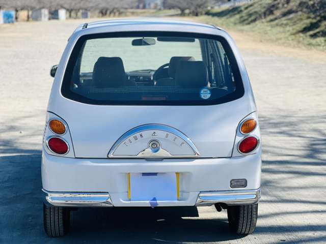 2000 Mitsubishi Minica – thumbnail 3
