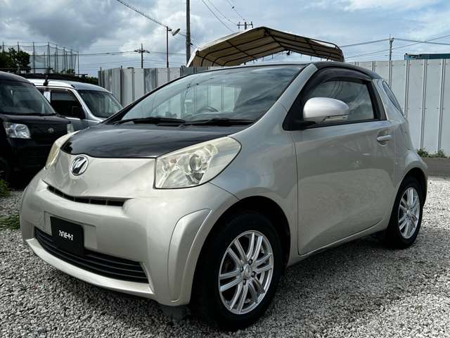 2009 Toyota iQ – thumbnail 4